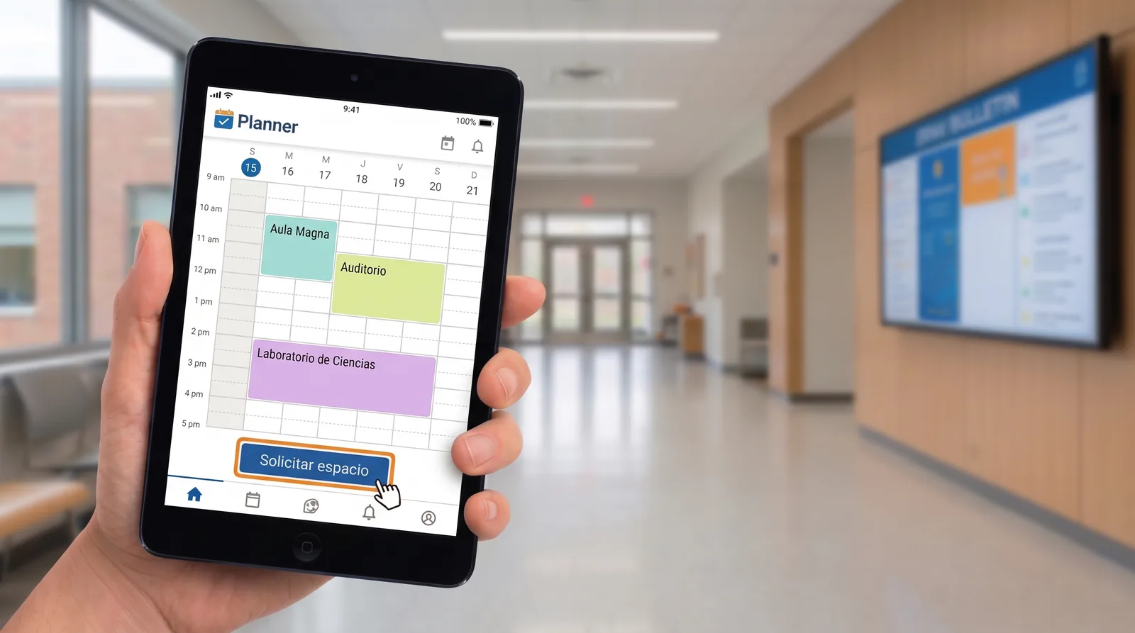 El calendario de Planner en una tableta, con el Aula Magna, el Auditorio y el Laboratorio de Ciencias reservados en distintas franjas de la semana